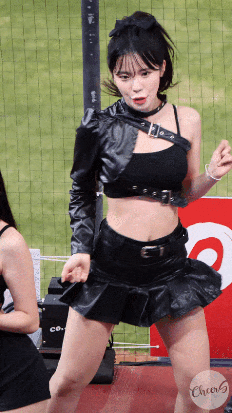 38033af70c93505e025e767c3d3f6eec_1743164329_259.gif