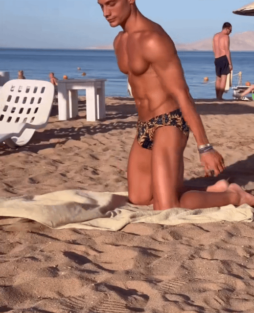 1934094183_Ue62HDEg_248cc87b8322ffd9a1abd304f34192a41eac34a0.gif