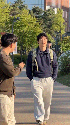 b279a8b306f8ea40b56fa3a9de202980_1753421412_4529.gif