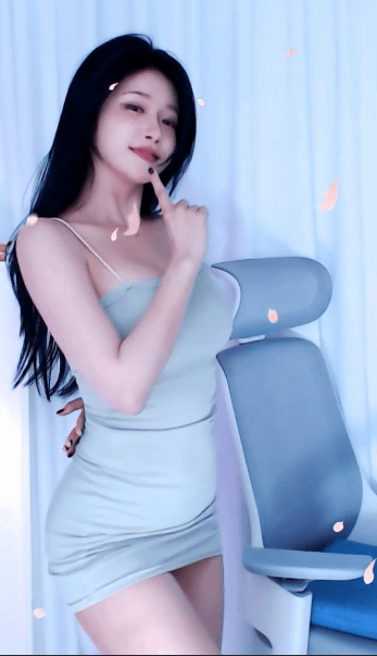 3391873072_uDyNjB0E_d2ed45e2f865946cde352d94c19897493aae99ac.gif