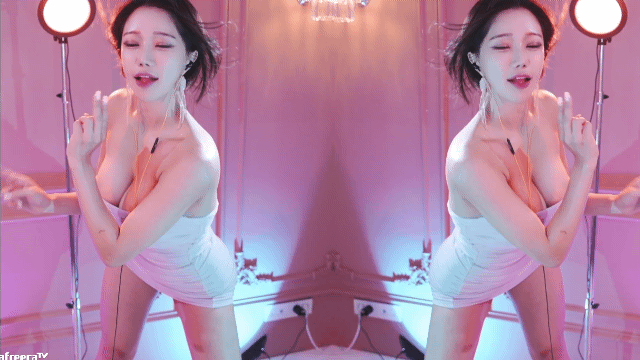 1502831919_v6f8uUXh_9a7a56ebb3d148e57c1cb0aab1957bb945915313.gif