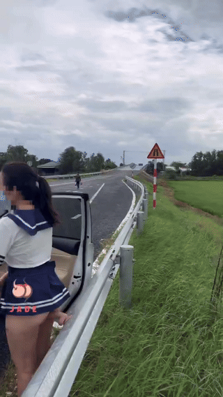 2699961654_Azl7jCec_563cc5471e8328ae9fe85b62067f0b30fc388050.gif