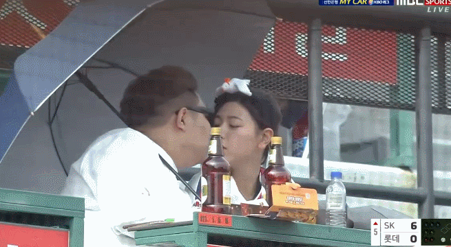 2699961636_AldthG6Q_0ecf089c6b3df55a4f2e9394df993069ace48aa2.gif