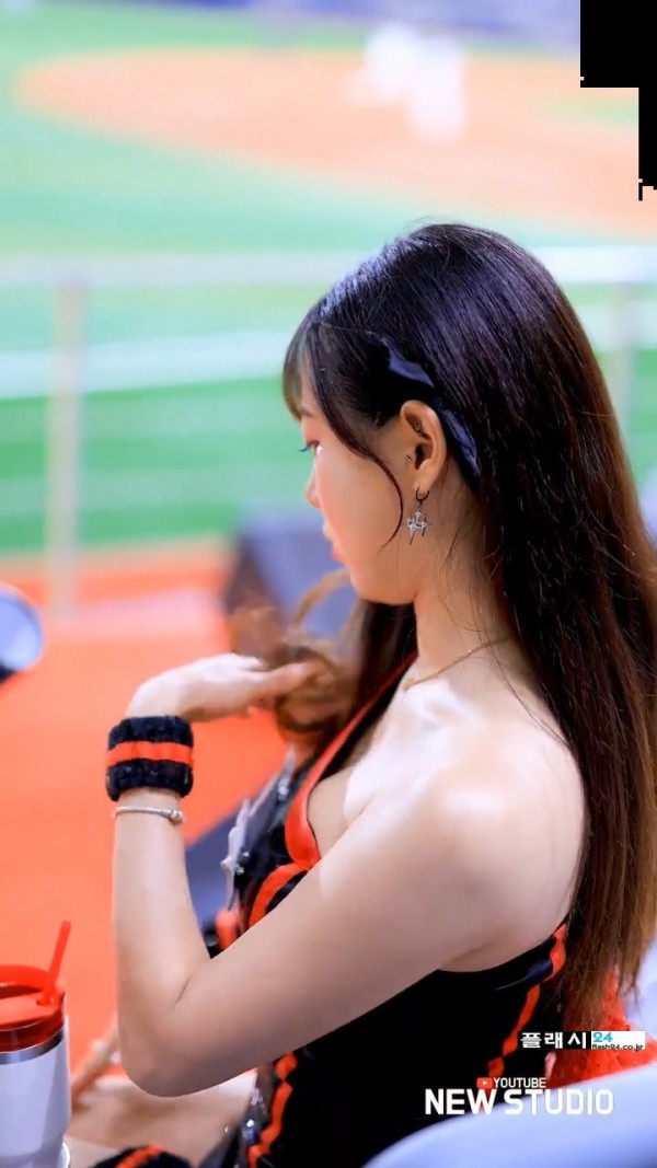 2949576324_rRg37bko_8ea5d3a017ca8c1b7d911e3e6bae0ace645031b2.jpg