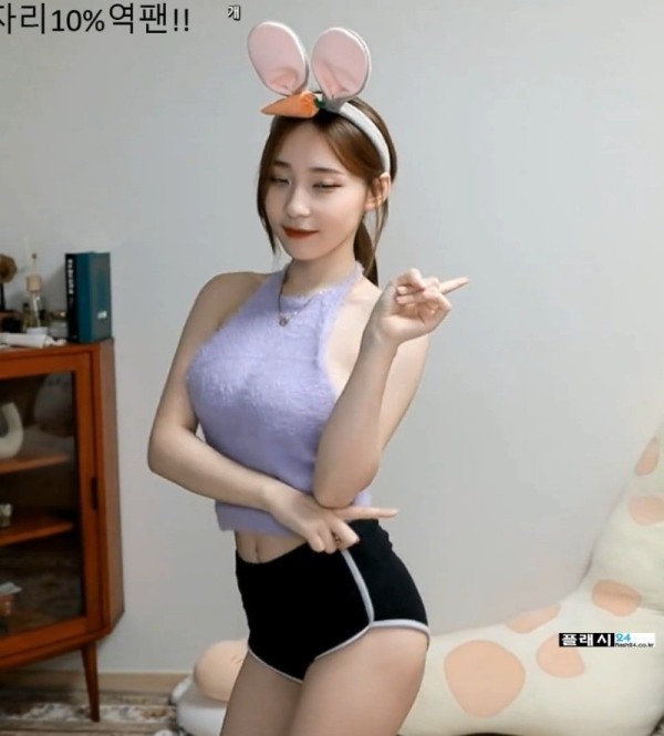 bcfea7df1a09ac19e7470b254e8e465c_1781413176_0533.jpeg