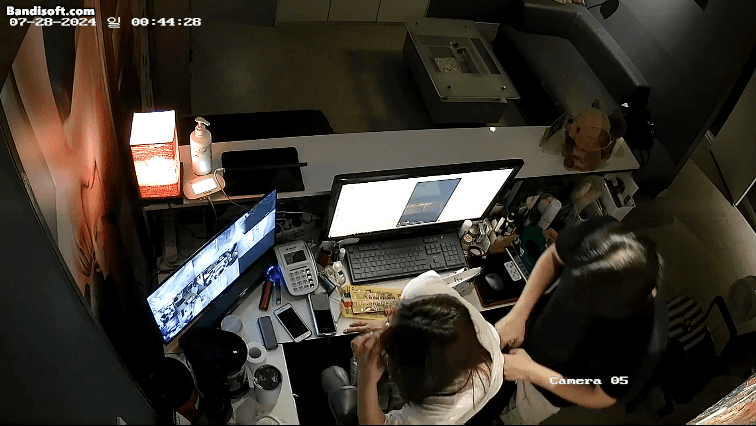991702868_Ua3DX5ju_14fcd91a790ddbac510b4cbba233dd474b95a122.gif