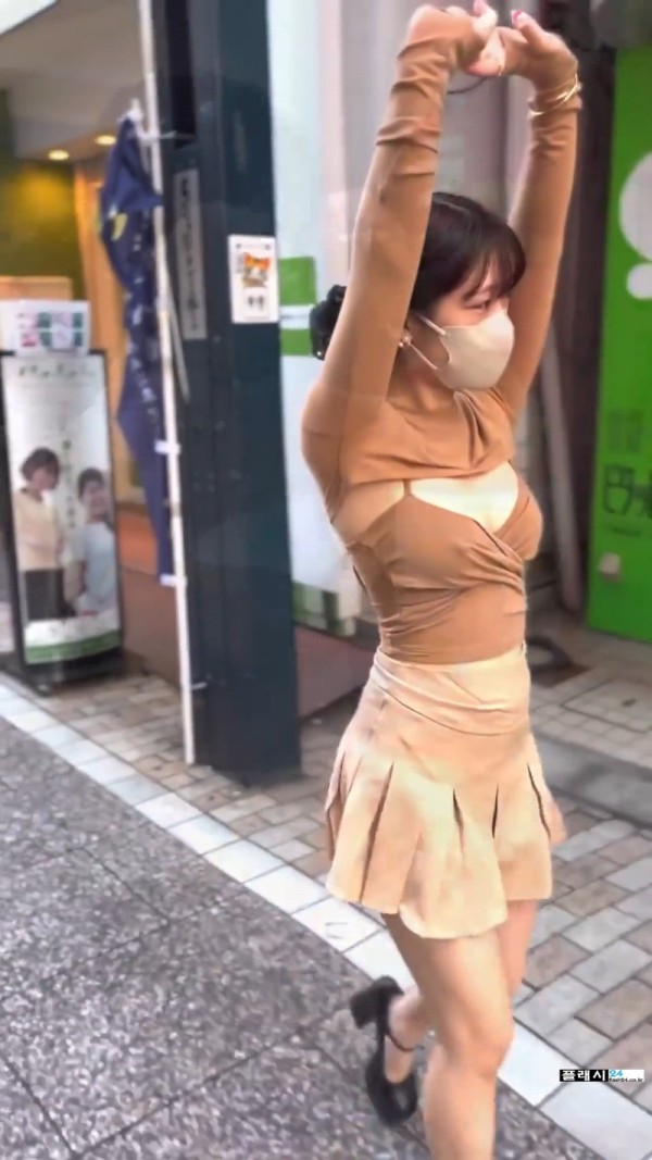 8d27db6208f9088aada2fa239baabe42_1784343718_6669.jpg